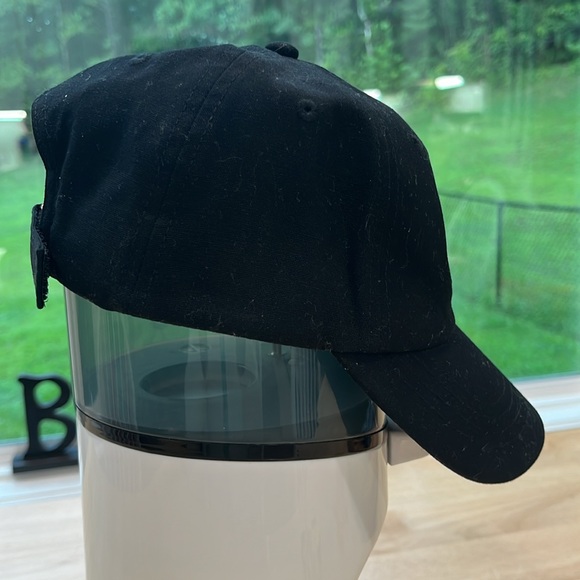 Michael Kors Ball Cap Ad-justable - Picture 4 of 6